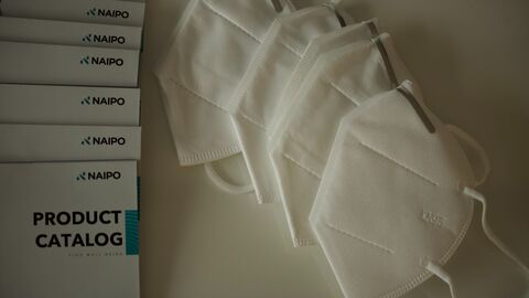 Mund-Nasen-Schutz und Corona-Tests Mund-Nasen-Schutz und Corona-Tests