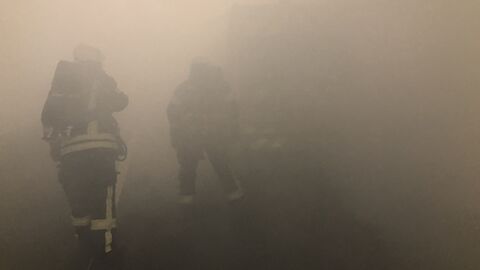 Übung mit dem Tunnelrauchgenerator